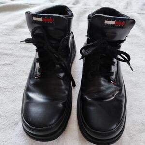 Tommy Hilfiger Boots Black Leather M35123 For Men Made in Italy Size 9.5